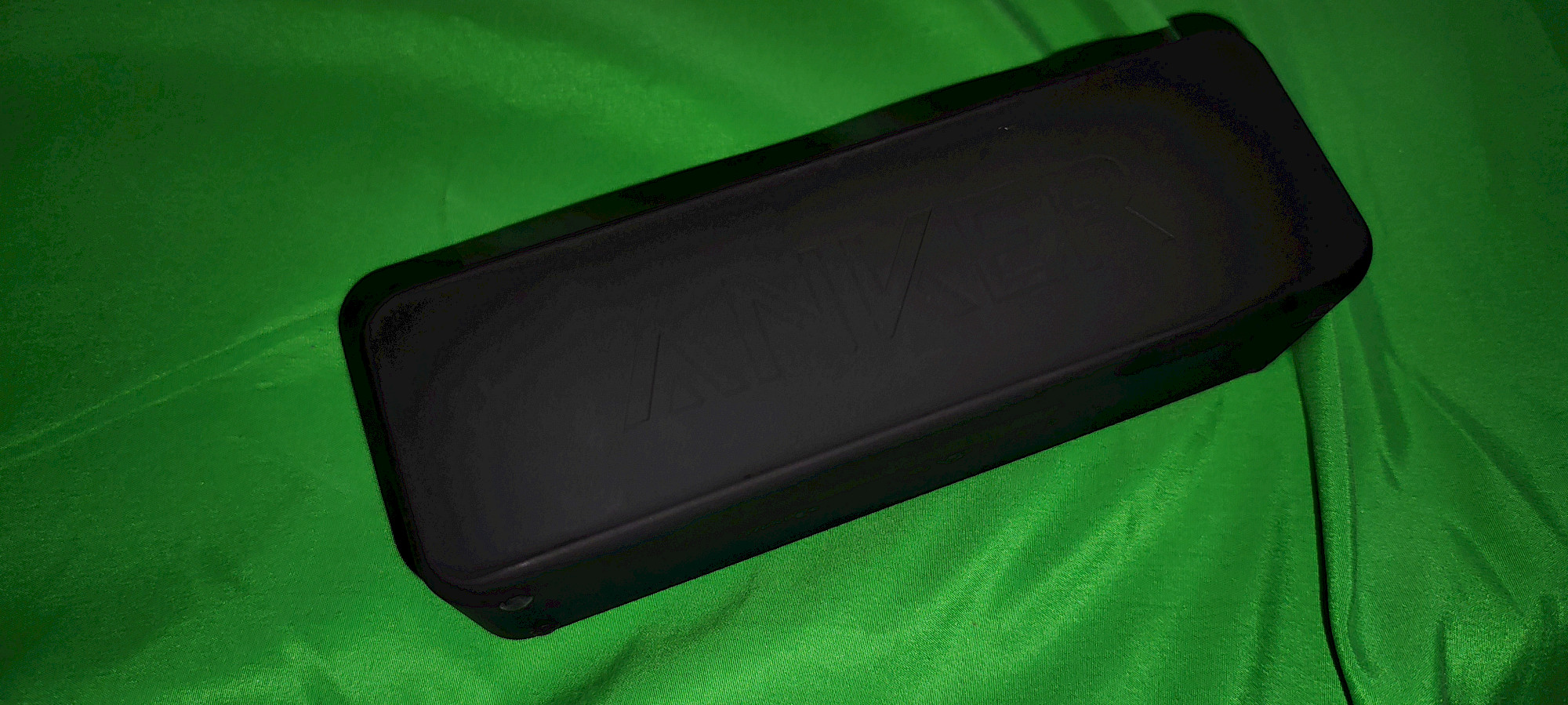 Anker SoundCore 2 Anschlüsse: Micro-USB und AUX