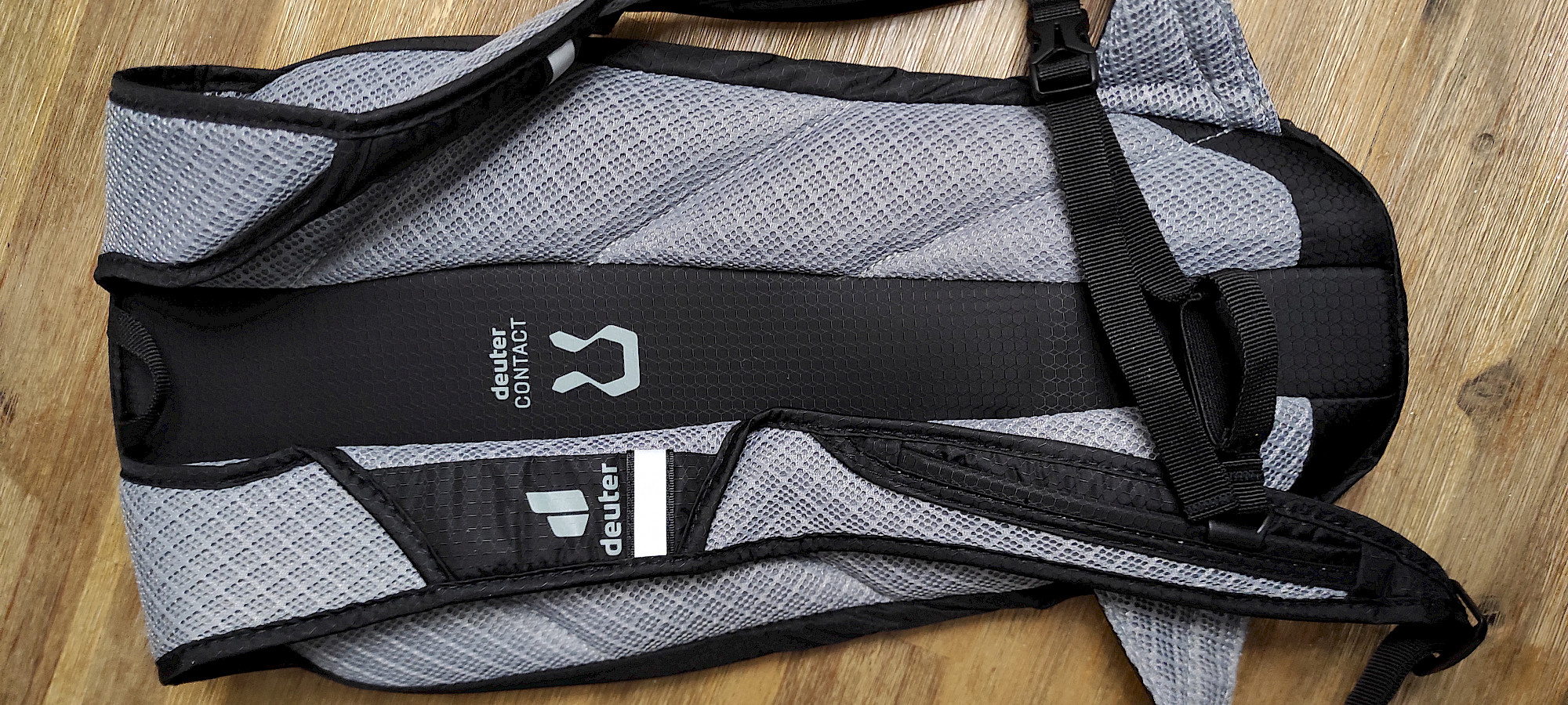 Deuter Road One Ripstop-Material Nahaufnahme