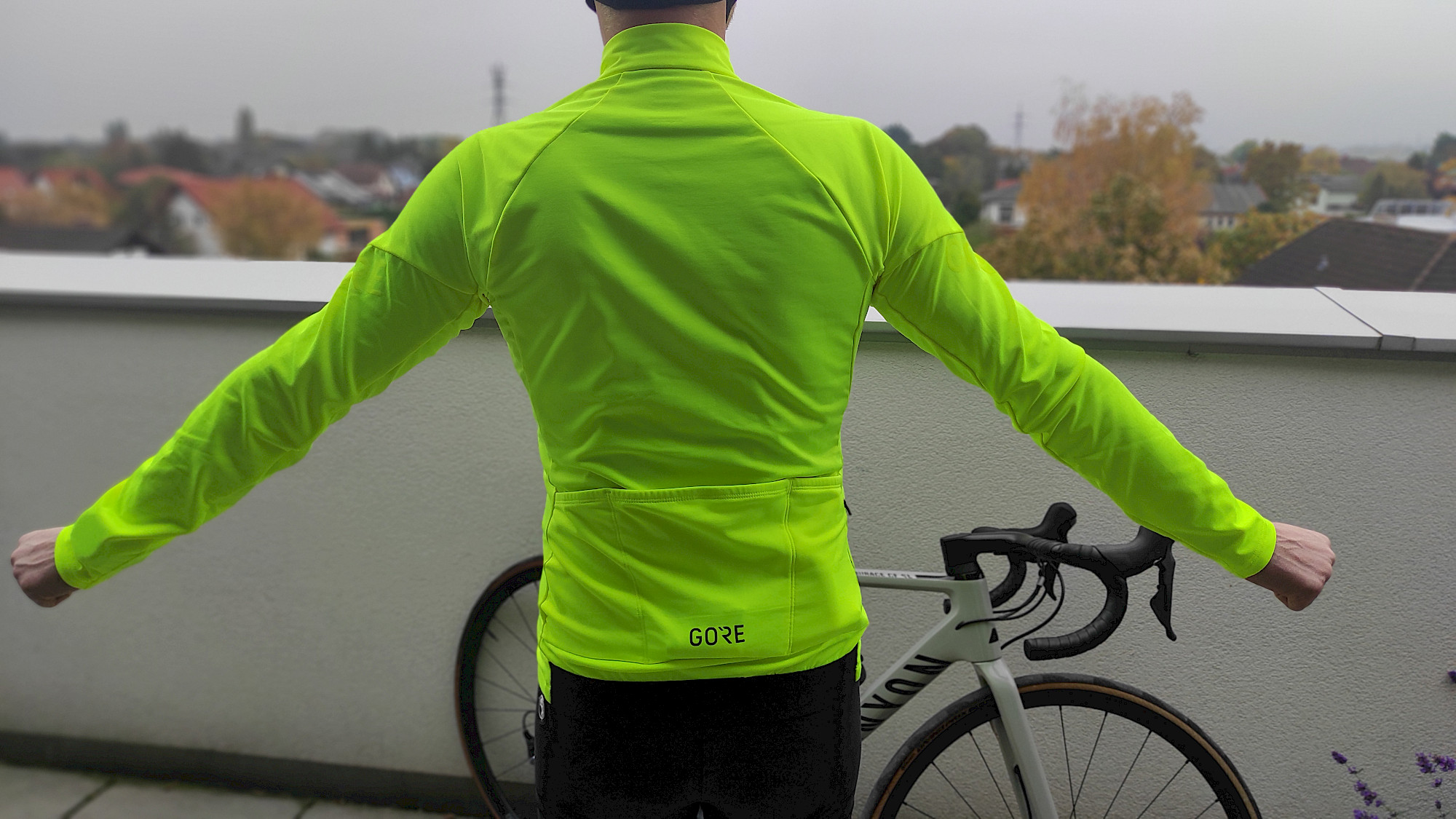 GORE WEAR C3 Trikot – Passform und Schnitt in Größe L