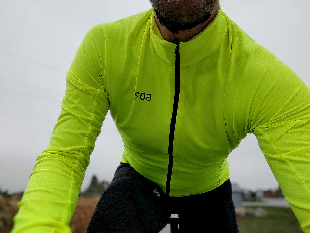 GORE WEAR C3 Thermo Fahrrad-Trikot im Test 2025