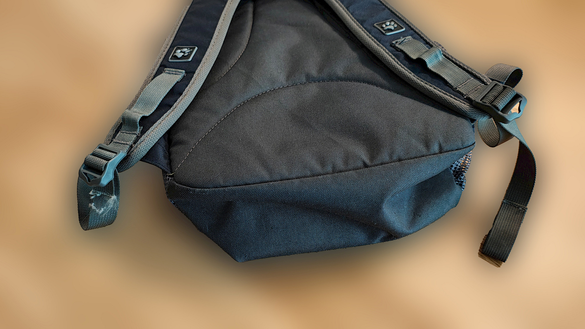 Jack Wolfskin Little Joe – Fächer und Seitentaschen