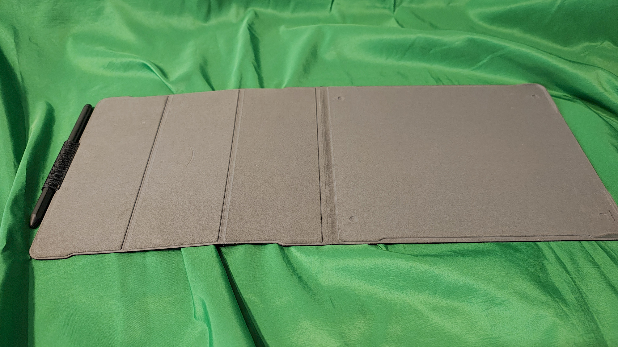 Kindle Scribe Stoffhülle – Stifthalter