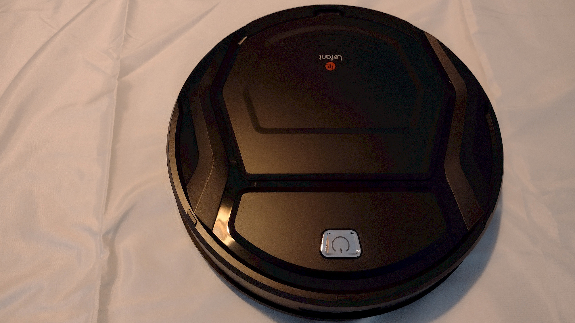 LEFANT M210B – Design und Unterseite