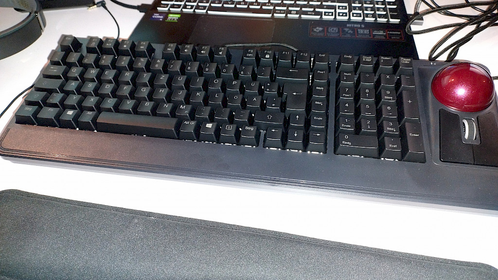 Perixx Periboard-522 Mechanische Trackball-Tastatur im Test 2026