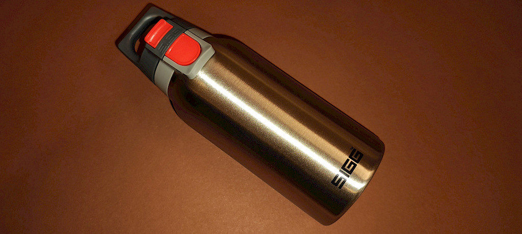 SIGG Hot & Cold ONE Thermo Trinkflasche im Test 2025
