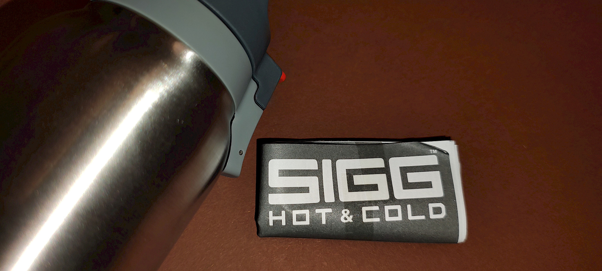 SIGG Hot & Cold ONE mit Bedienungsanleitung