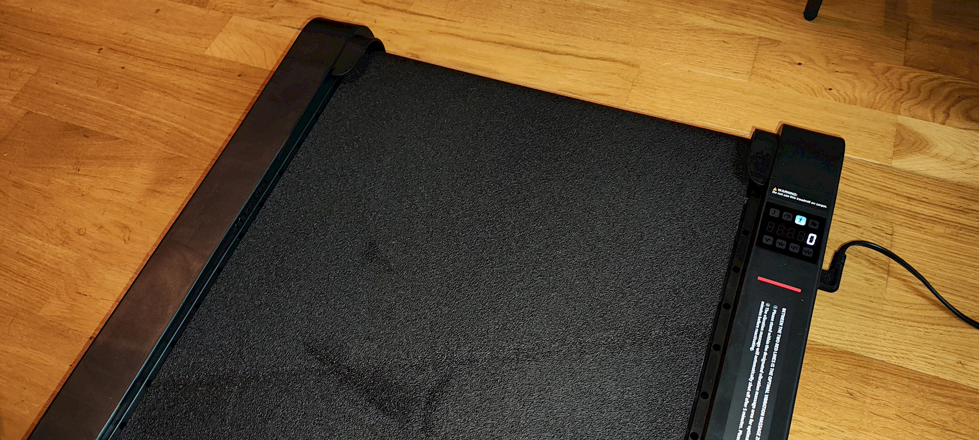 Sperax Walking Pad – Bedienfeld und LED-Display