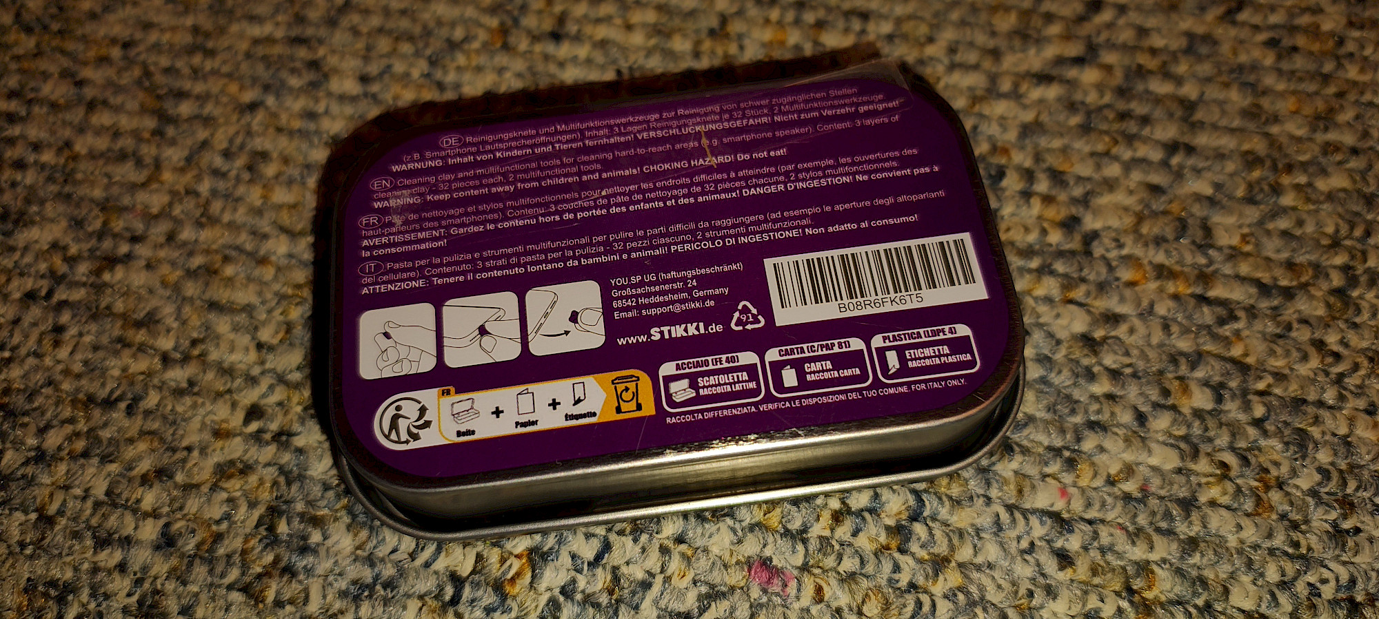 Nahaufnahme der STIKKI Reinigungsknete