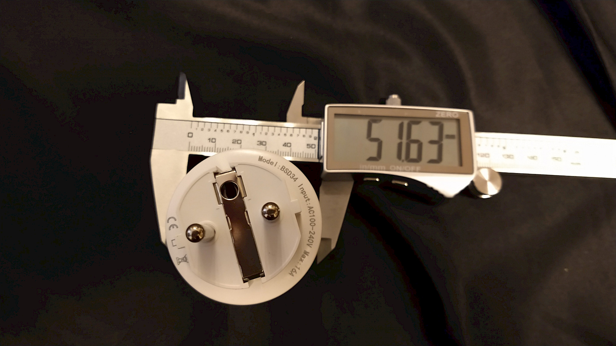 Durchmesser-Messung: 51,6 mm