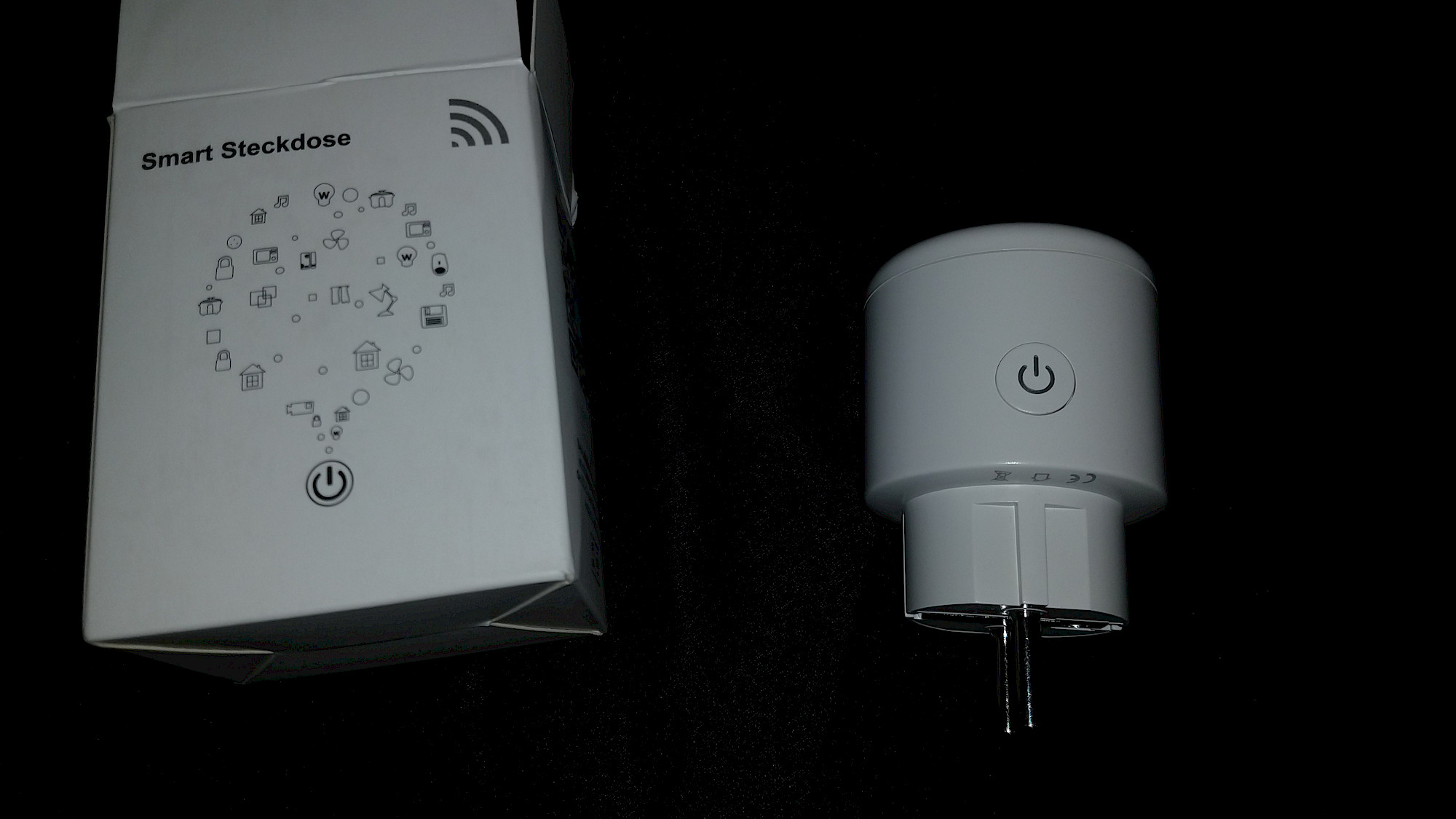 SURFOU BSD48 – Seitenansicht des Smart Plugs